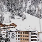 Hotel Firstpeak 4*