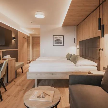 Hotel Firstpeak Zauchensee