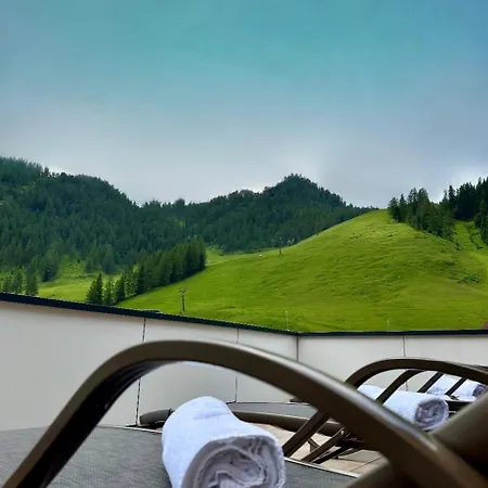 Firstpeak Hotel