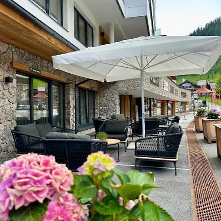 Hotel Firstpeak