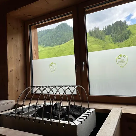 Hotel Firstpeak