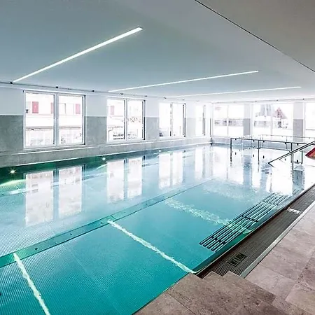 Hotel Firstpeak 4*