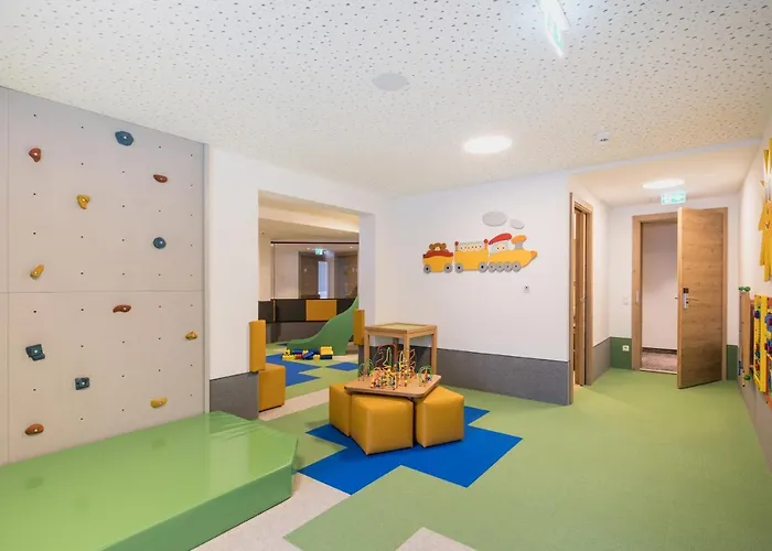 Firstpeak 4* Zauchensee